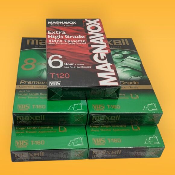 NEW Maxell Premium Grade VHS T160 (4 Videocassettes) + 1 Magnavox T120 Extra HG - Picture 1 of 13